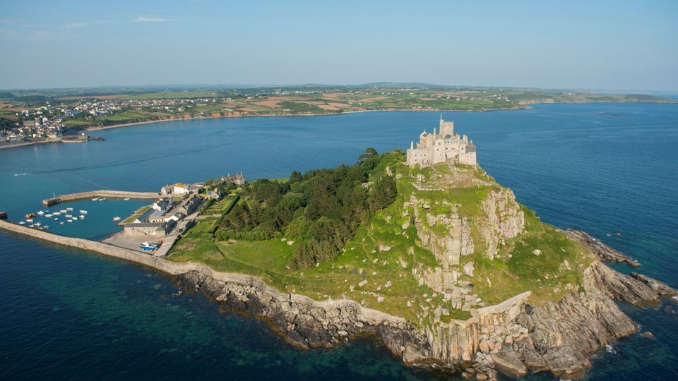 St Michaels Mount an der Küste von Cornwall