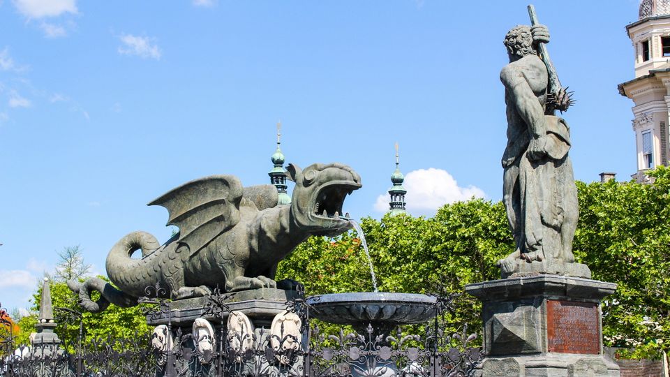 Der Lindwurm Wahrzeichen der Stadt Klagenfurt