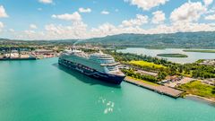 MEIN SCHIFF 1 in Montego Bay 