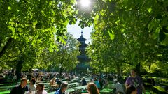 München, Biergarten und Chinesischer Turm, Englischer Garten