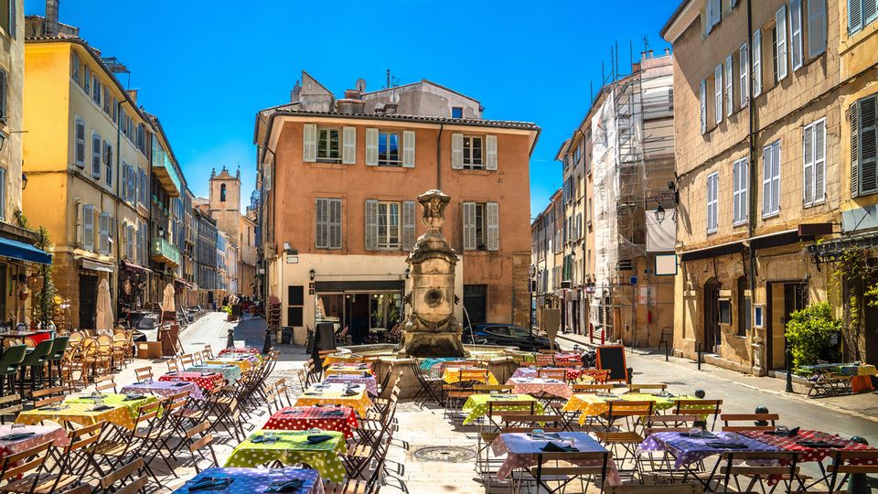Farbenfrohes Restaurant in Aix En Provence