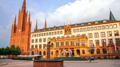 Wiesbaden, Schlossplatz