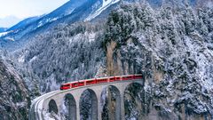 Eisenbahnbrücke Landwasserviadukt nahe des Bahnhofs Filisur