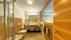 Golden Park Hotel, Badezimmer