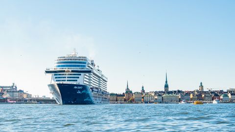 Mein Schiff 2 in Stockholm