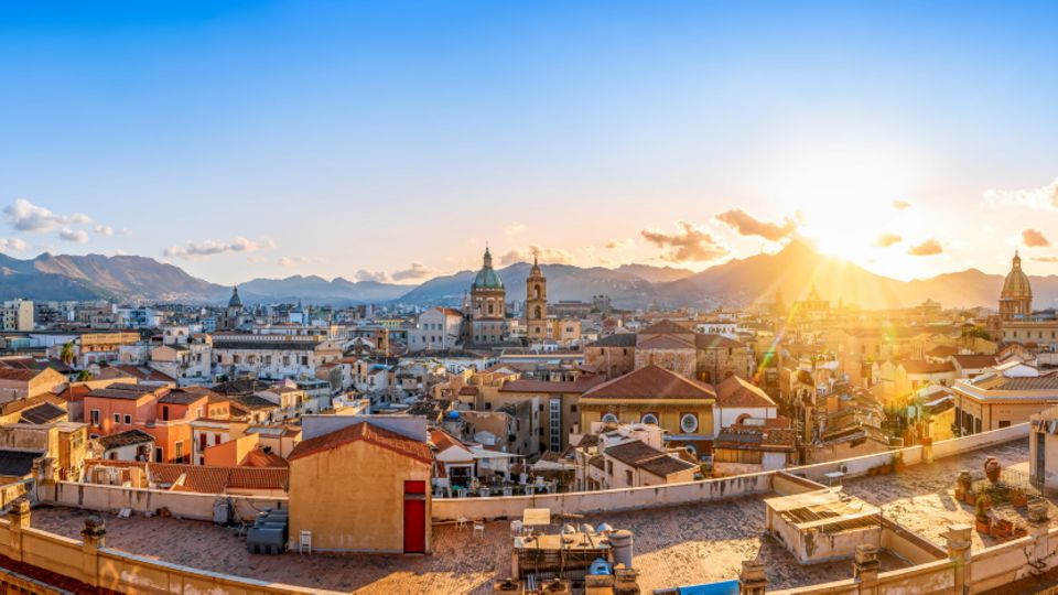 Sonnenuntergang über Palermo Sizilien