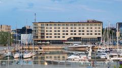 Hafen und Hestia Hotel Europa