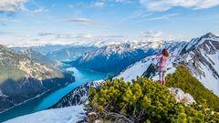 Achensee im Winter vom Berg aus