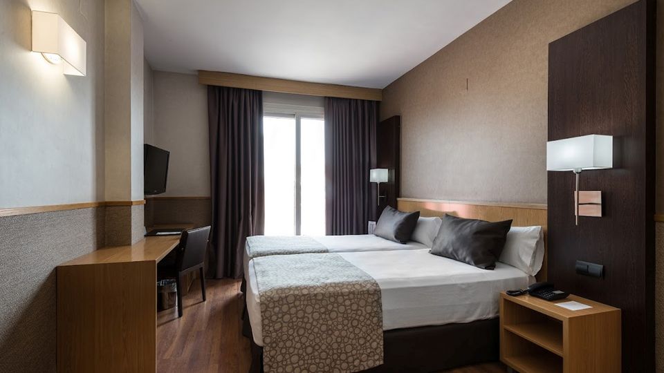 Hotel Catalonia Sagrada Familia Schlafzimmer