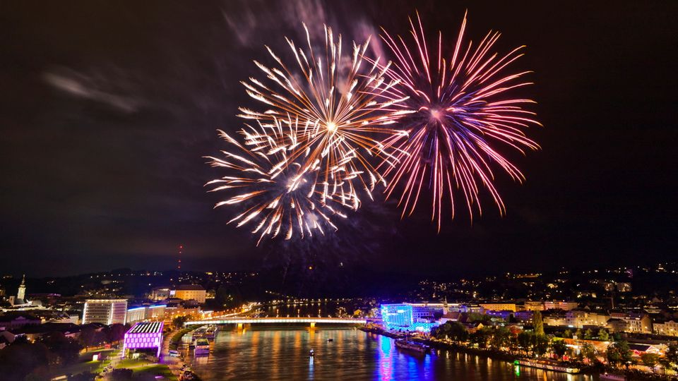 Feuerwerk über Linz 