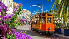 Mallorca, historische Straßenbahn in Port de Soller