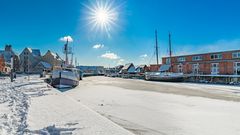 Alter Hafen Wismar im Winter