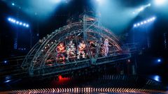 Show Ensemble ©Starlight Express  STARLIGHT_EXPRESS_Ensemble_vor_dem_Rennen