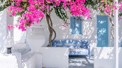 Santorin Bank im Schatten