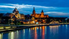 Stettin , Haken-Terrassen (Wały Chrobrego) bei Nacht