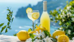 Limoncello mit Zitronen und Blüten KI