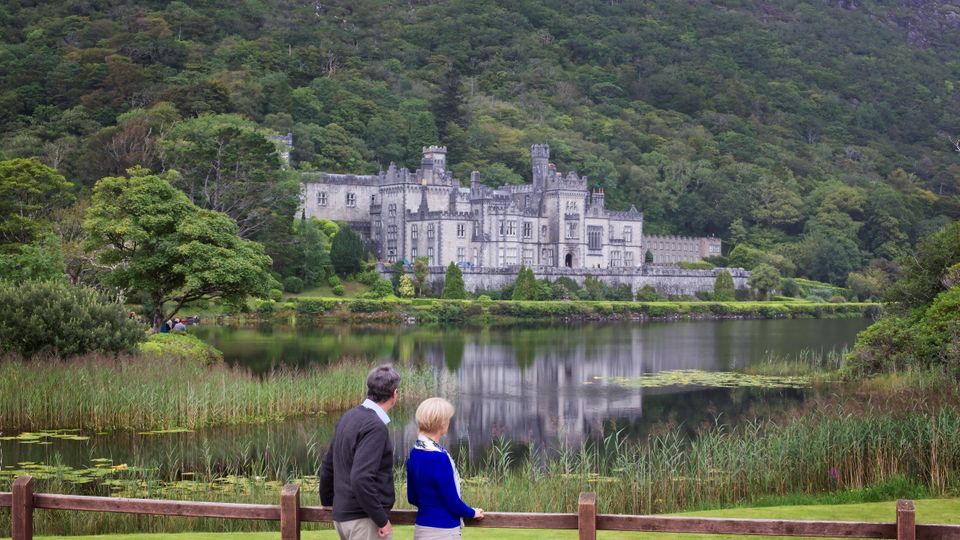Connemara Landschaft mit Schloss