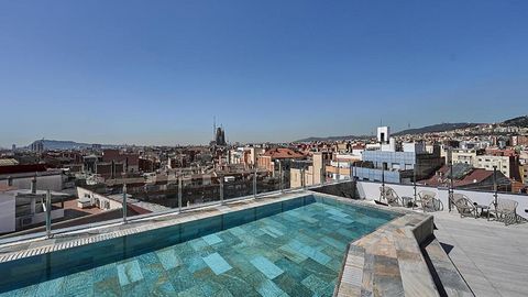 19_h_CataloniaAtenas_terrace with pool 1