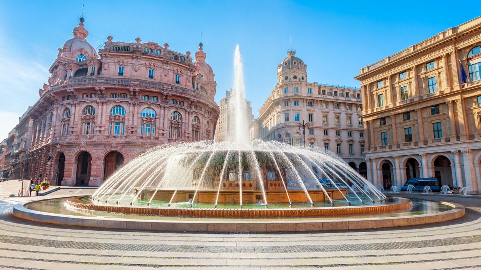 Brunnen auf der Piazza de Ferrari