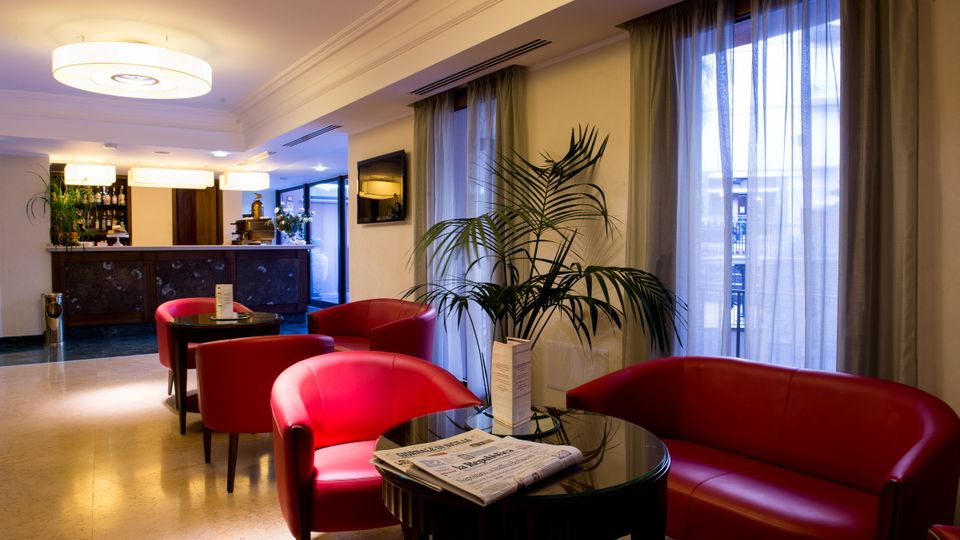 Hotel Artemis Rezeption ©michelangelo_int_travel freundlicher Empfang an der Rezeption im Hotel Artemis auf Sizilien in Italien