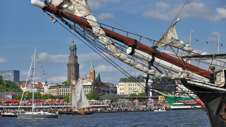 Hafengeburtstag Hamburg ©Spahrbier www.mediaserver.hamburg.de Hafengeburtstag Hamburg
