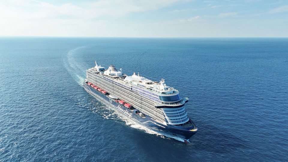 MEIN SCHIFF RELAX auf dem Meer
