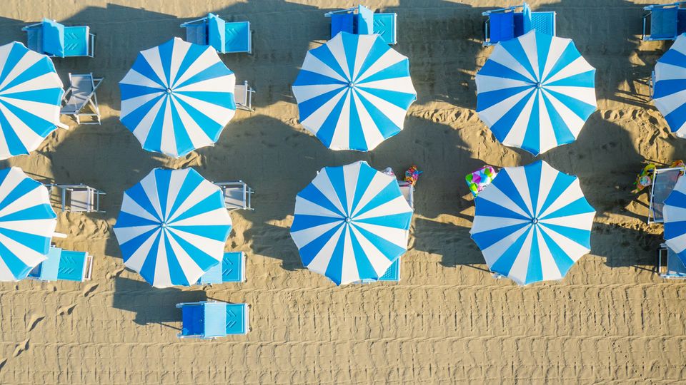 Strandfreuden an der Adria ©© jon11 fotolia.com Strandfreuden an der Adria