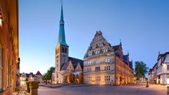 Hameln, Hochzeithaus mit Martinkirche am Marktplatz