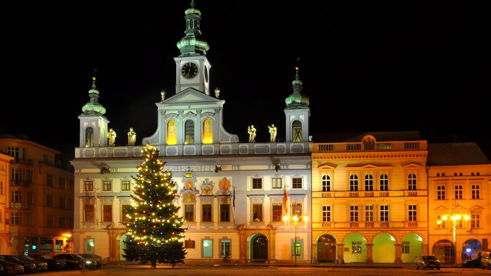 Budweis bei Nacht