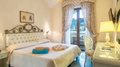 Hotel Tritone Terme Schlafzimmer
