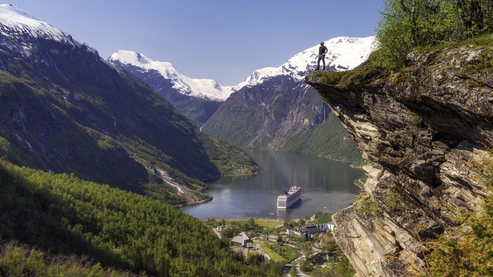 Aussicht auf den Geirangerfjord copy