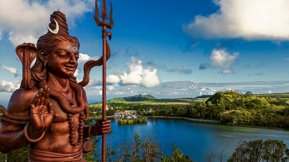 Shiv statue over the Grand Bassin lake in Mauritius
