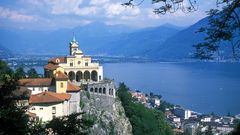 Langensee mit Blick über Locarno