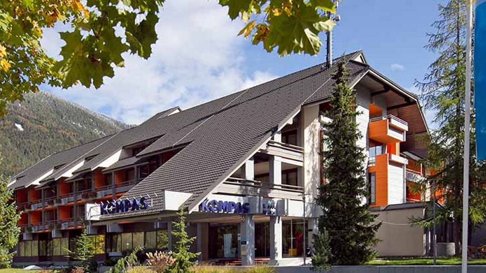 Außenansicht Hotel Kompas