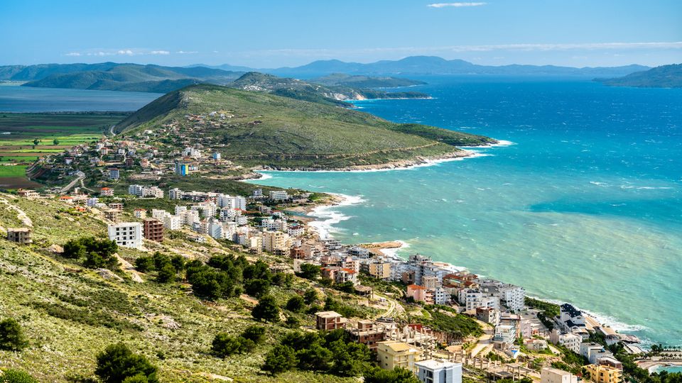 Panorama Saranda ©Leonid Andronov - adobe stock Panorama Saranda