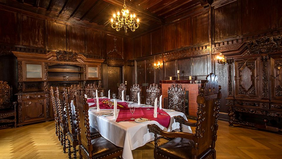 Saal im Schlosshotel Paulinum Hirschberg