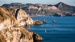 Blick auf Vulcano ©jiduha fotolia.com Blick auf Vulcano