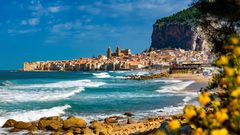 Sizilien, Cefalu2 ©cristianbalate, AdobeStock Sizilien, Cefalu2