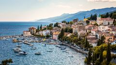 Hafen von Volosko Opatija Kroatien ©Andreas Varga - stock.adobe.com Hafen von Volosko Opatija Kroatien